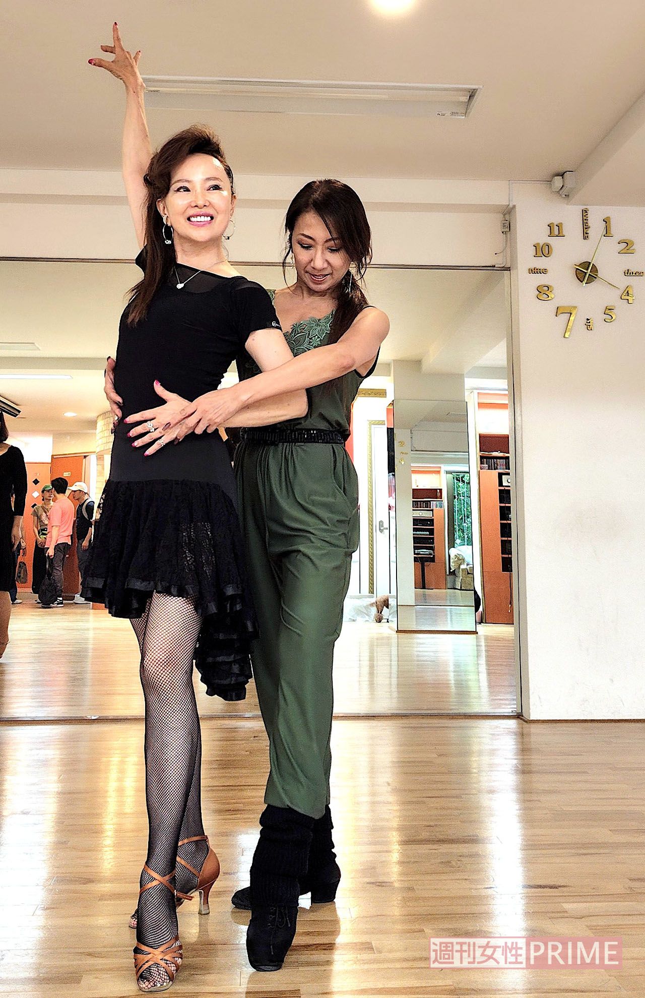 60歳から始めたダンスはコンテストでも披露した　写真提供／岡田麻里さん