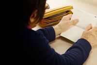 30歳で離婚、57歳で解雇…現在「無職・ひとり暮らし・61歳」YouTuber女性の暮らしに密着！貧困と孤独に負け…