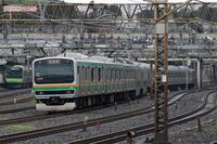 在来線グリーン車での“ベビーカー放置”が物議、JR東日本に聞いた「正しい対処法」と“アテンダント不在時…