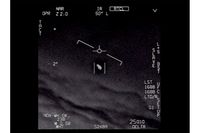 アメリカ国防総省がUFO動画を公開、大まじめに聞いた「宇宙人っているの？」