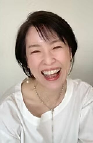 葉石かおりさん●酒ジャーナリスト。ラジオリポーター、女性週刊誌の記者を経て、エッセイストに。「酒と心身の健康」「酒と料理のペアリング」をテーマに、各自治体や企業において講演を行うなど幅広く活躍。