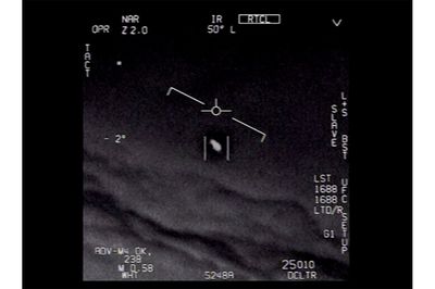 アメリカ国防総省がUFO動画を公開、大まじめに聞いた「宇宙人っているの？」