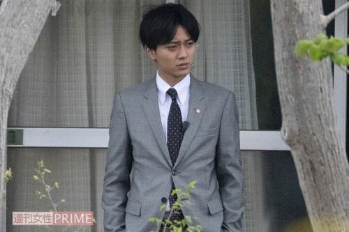 4月上旬『ラストマン』撮影中の永瀬廉