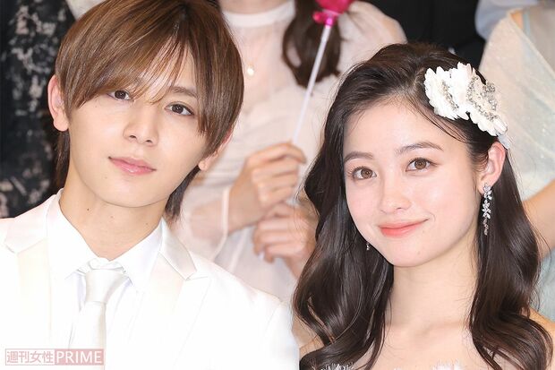 ドラマ「王様に捧ぐ薬指」の制作発表に出席した橋本環奈と山田涼介（Hey!Say!JUMP）