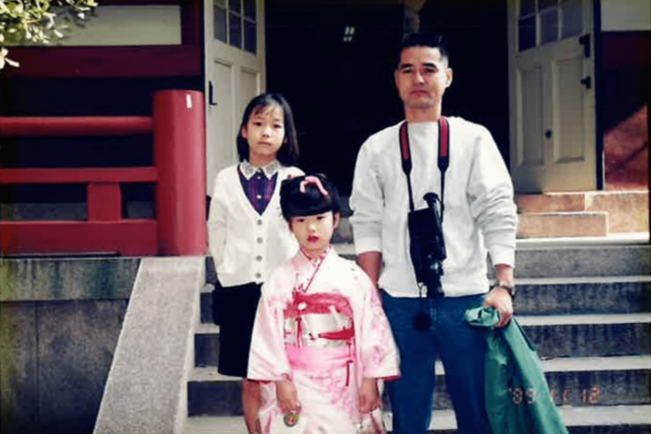 次女・美穂さんの七五三。めでたい日だがケンカでもしたのか全員の表情が硬い