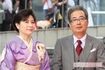 2013年、三重県鳥羽市のイベントに出席した大和田漠と岡江久美子さん