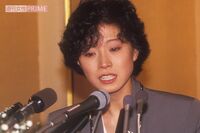 中森明菜の実父・明夫さんが2024年12月に亡くなっていた、「女性社長との養子縁組」が示した家族との“永遠…