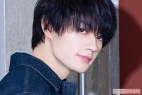 佐野勇斗、Amazonオリジナルドラマ『僕の愛しい妖怪ガールフレンド』でゲームオタク大学生を好演、仕事人間…