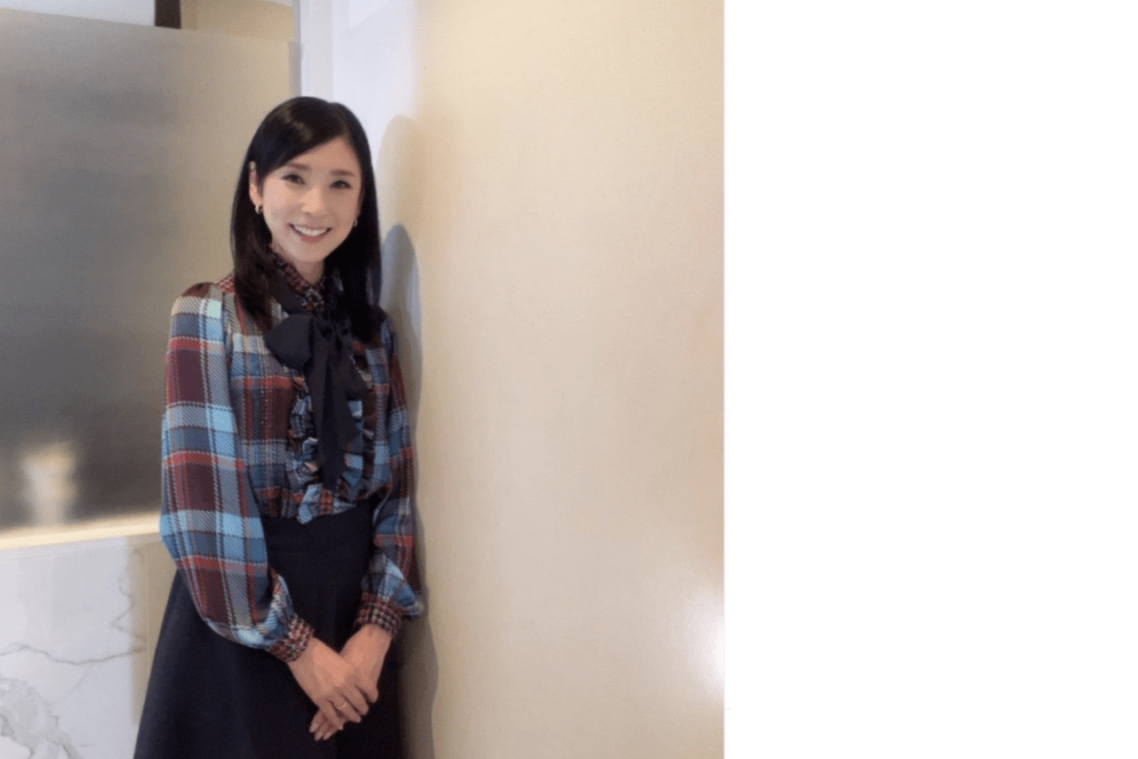 絶賛のコメントが集まった黒木瞳の近影（公式インスタグラムより）