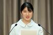 「人見知りを克服したい」愛子さま、雅子さまの“お手を握りしめ”に学ぶ“心の一体化”… 被災地訪問と日赤勤務で示す決意