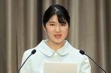 「人見知りを克服したい」愛子さま、雅子さまの“お手を握りしめ”に学ぶ“心の一…