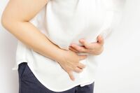 日本人の8割は便が溜まる「ねじれ腸」、便秘改善のコツと“快うんマッサージ”