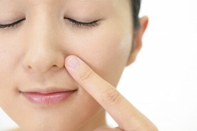 胃腸を整えるとたるみがスッキリ　※画像はイメージです