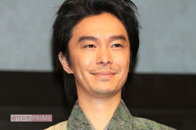 長谷川博己『麒麟がくる』“食事抜き”の突貫撮影に「弁当100人前」兵糧戦術