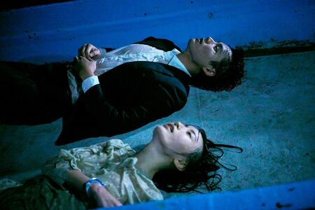 『湖の女たち』（C）2024映画「湖の女たち」製作委員会