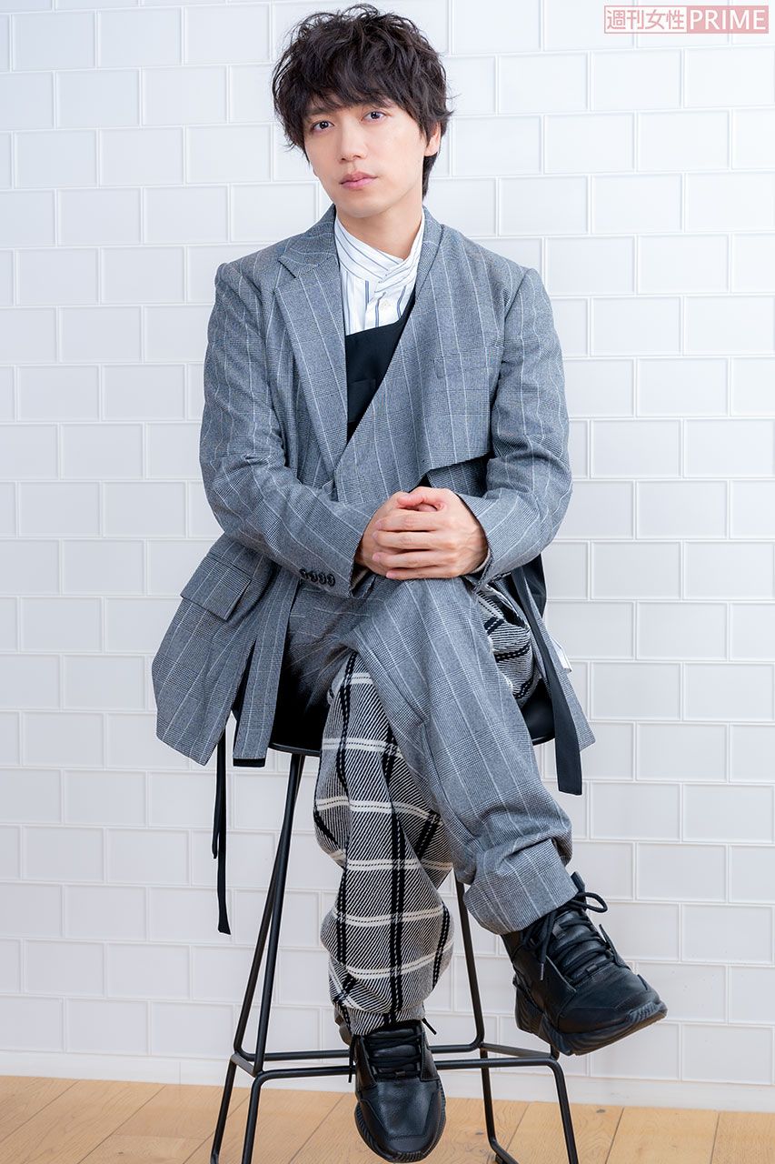 山崎育三郎　撮影／高梨俊浩