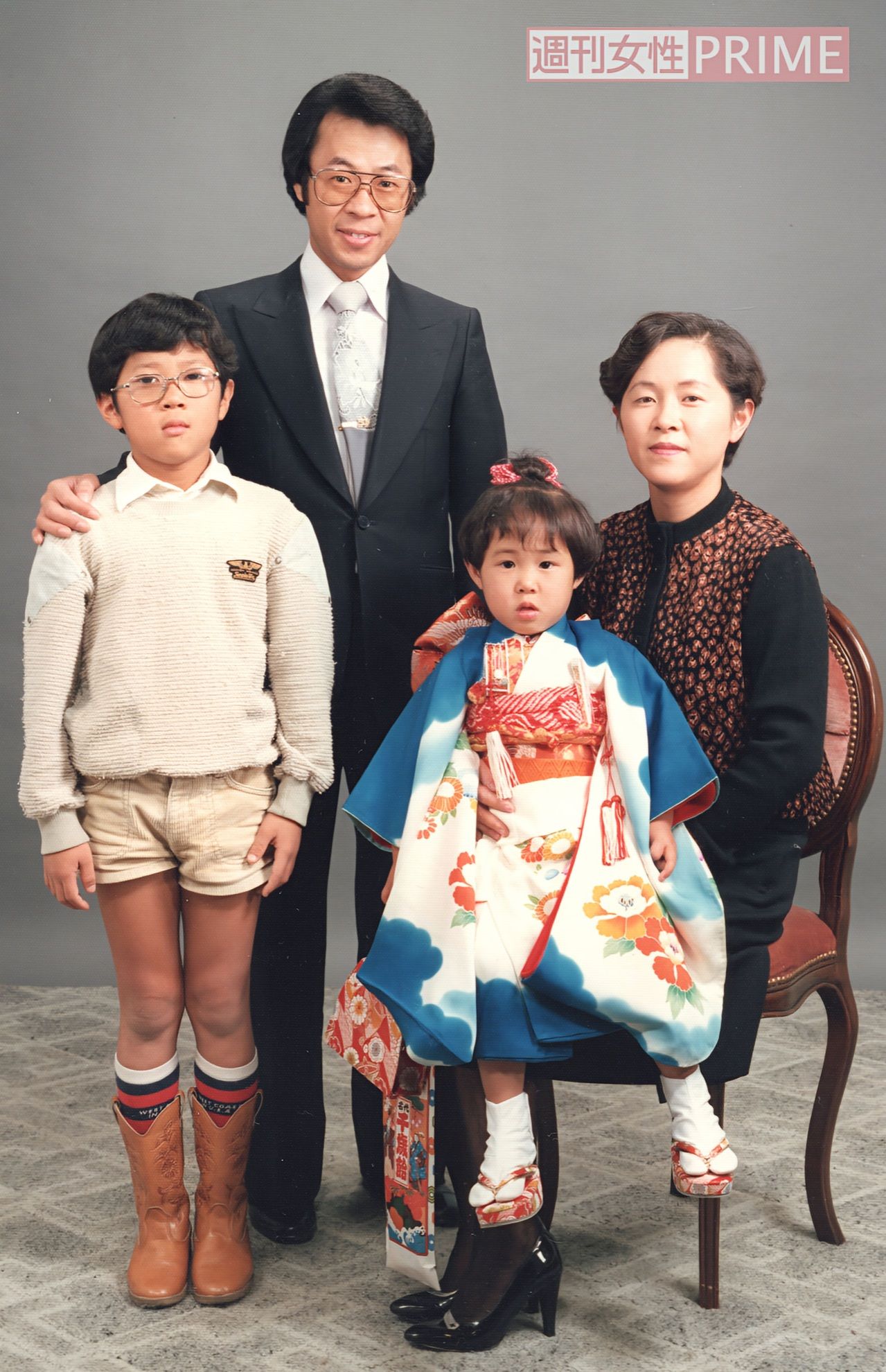 テレビに出演し始めたころの数少ない家族写真