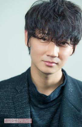 綾野剛　撮影／伊藤和幸