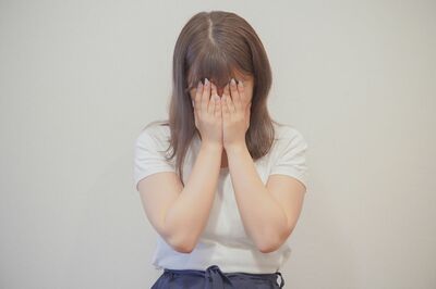 貧困女子大生を妊娠させたバイト先の店長、中絶させるためについた“真っ赤なウソ”