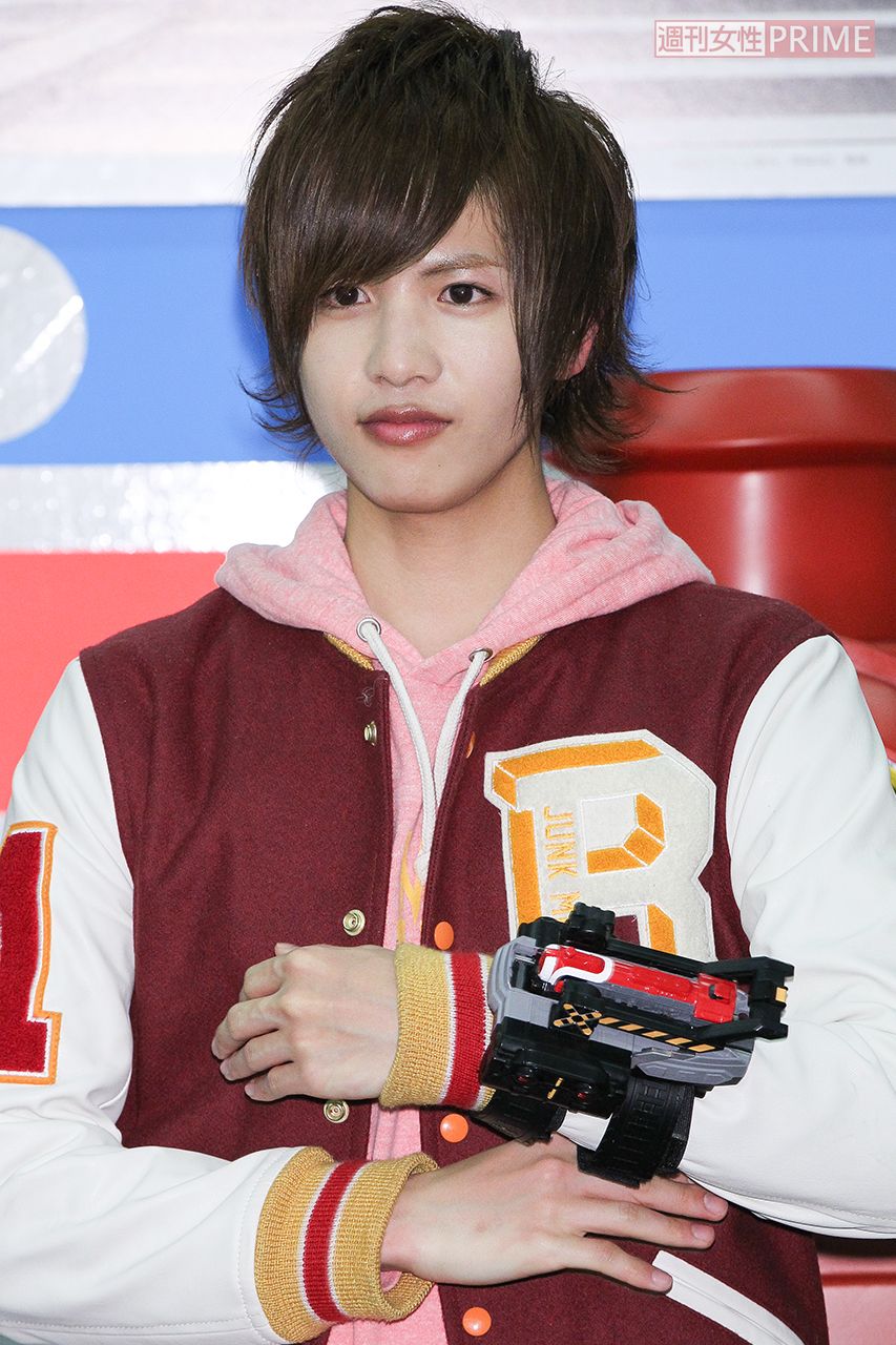 志尊淳…当時18歳。『烈車戦隊トッキュウジャー』（’14年）のライト／トッキュウ1号で、スーツカラーはレッド。その後の出演作は『半分、青い。』（’18年）、『極主夫道』（’20年）など。昨年は医療従事者への1000万円寄付も話題に