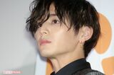 山田涼介 “童顔化”が止まらない中での肉体美披露、「タラちゃん」からの脱却な…