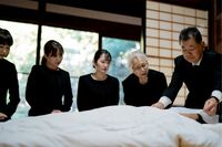 【家族葬】コロナ禍以降の主流となった葬儀につきまとう悲惨なトラブル!予想外の高出費、親戚・近隣住民と…