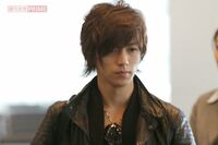 山下智久に飲酒騒動の女子高生が全面謝罪、亀梨和也との“11月復帰”計画への布石か