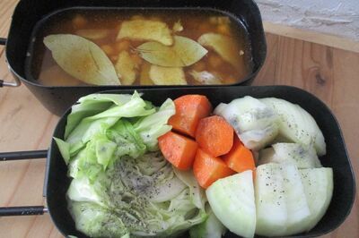 「ソーラークッカー」で作ったお弁当