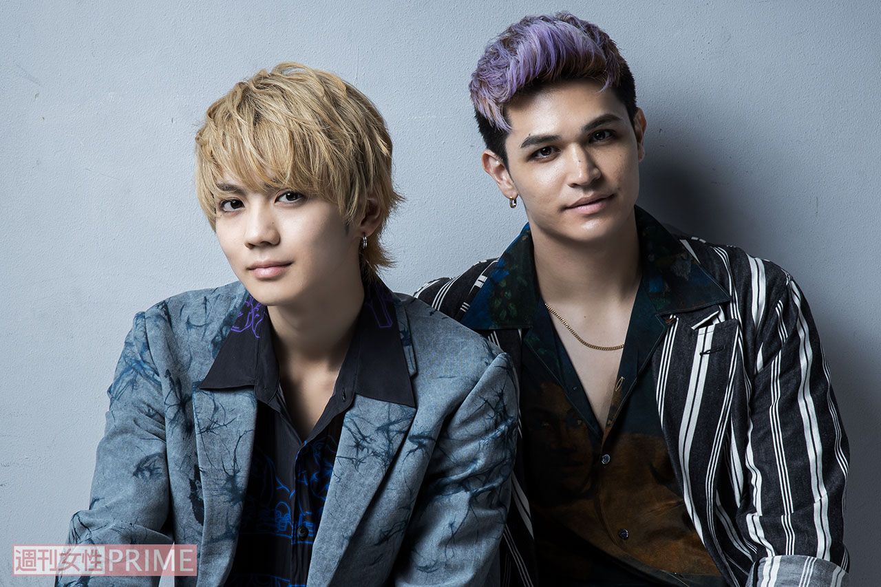 （左から）吉野北人、与那嶺瑠唯　撮影／廣瀬靖士