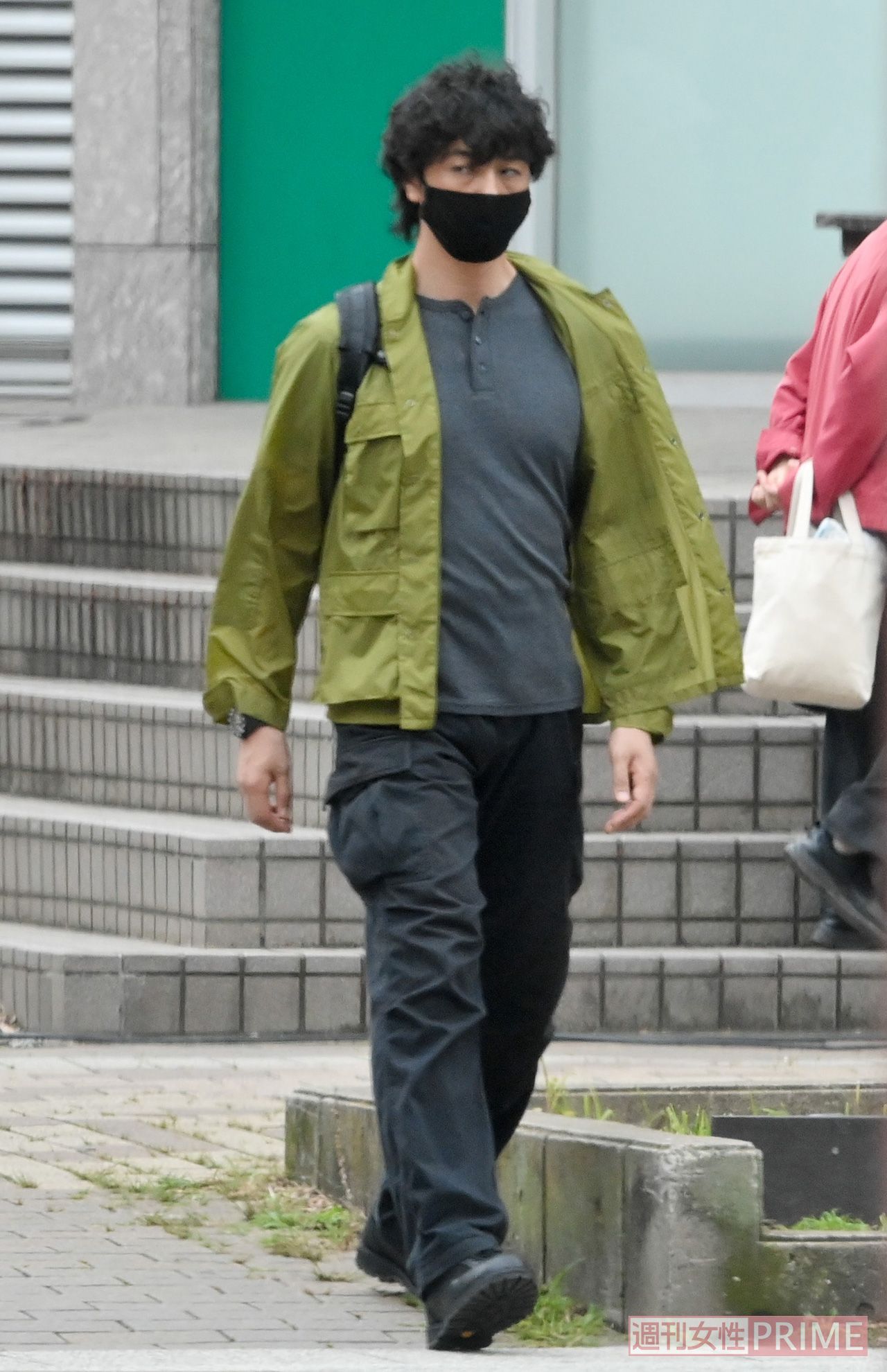 『BG』での斎藤工、横浜市仲町台駅周辺。仲町台の商店街などもよくロケ地で使用されます。