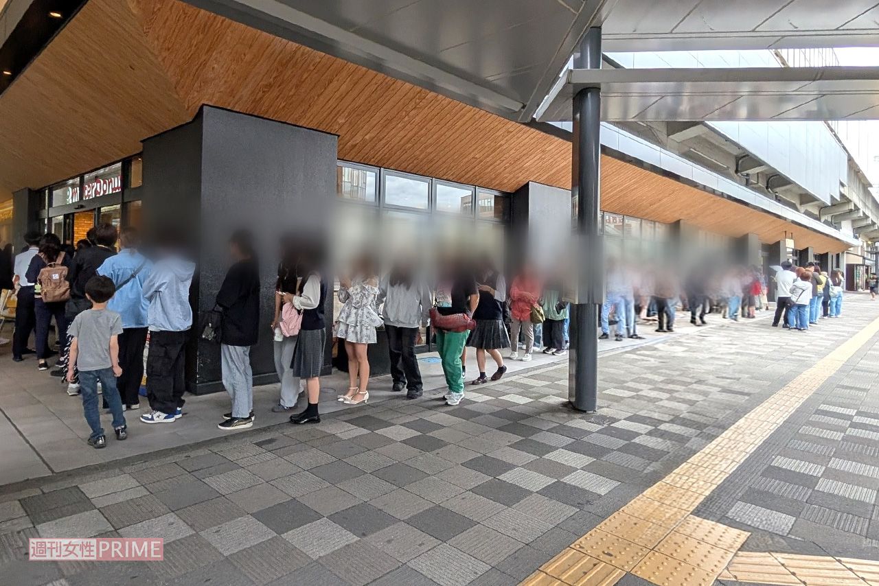 ミスタードーナツ「もっちゅりん」の販売時間には長蛇の列が　撮影／編集部