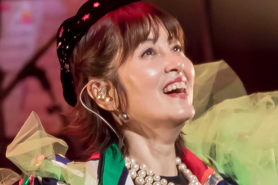 荻野目洋子