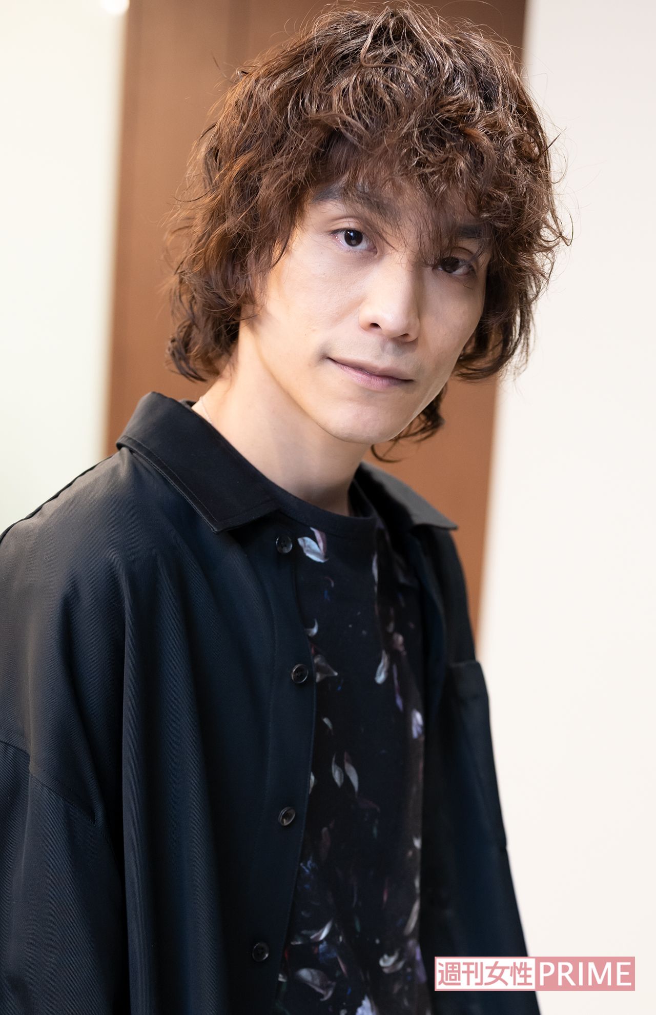 平間壮一（31）　撮影／高梨俊浩　スタイリング／吉本知嗣　ヘアメイク／Emiy（エミー）