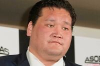 「お前もか、照ノ富士…」伊勢ヶ濱親方が弟子の前頭・伯乃富士への暴力行為を申告、相撲界で続く“負の歴史…
