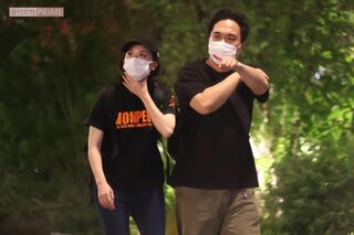 舞台後、橋本一郎と春木彩香は庶民的な飲食チェーン店で夕食を共にした