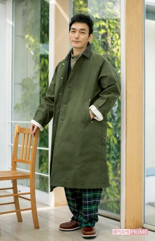 草なぎ剛　撮影／アライテツヤ　スタイリング／細見佳代　ヘアメイク／荒川英亮