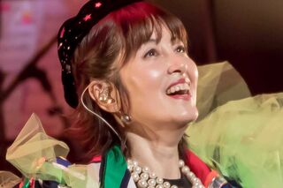 荻野目洋子