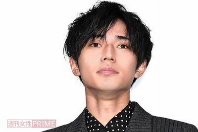 King & Prince永瀬廉が耳の怪我で一時活動休止、週刊誌報道による憶測で広まる怪我の経緯を否定