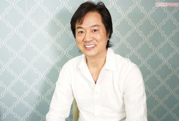 「今はストレスフリー」と生き生きとした瞳で語る高知東生