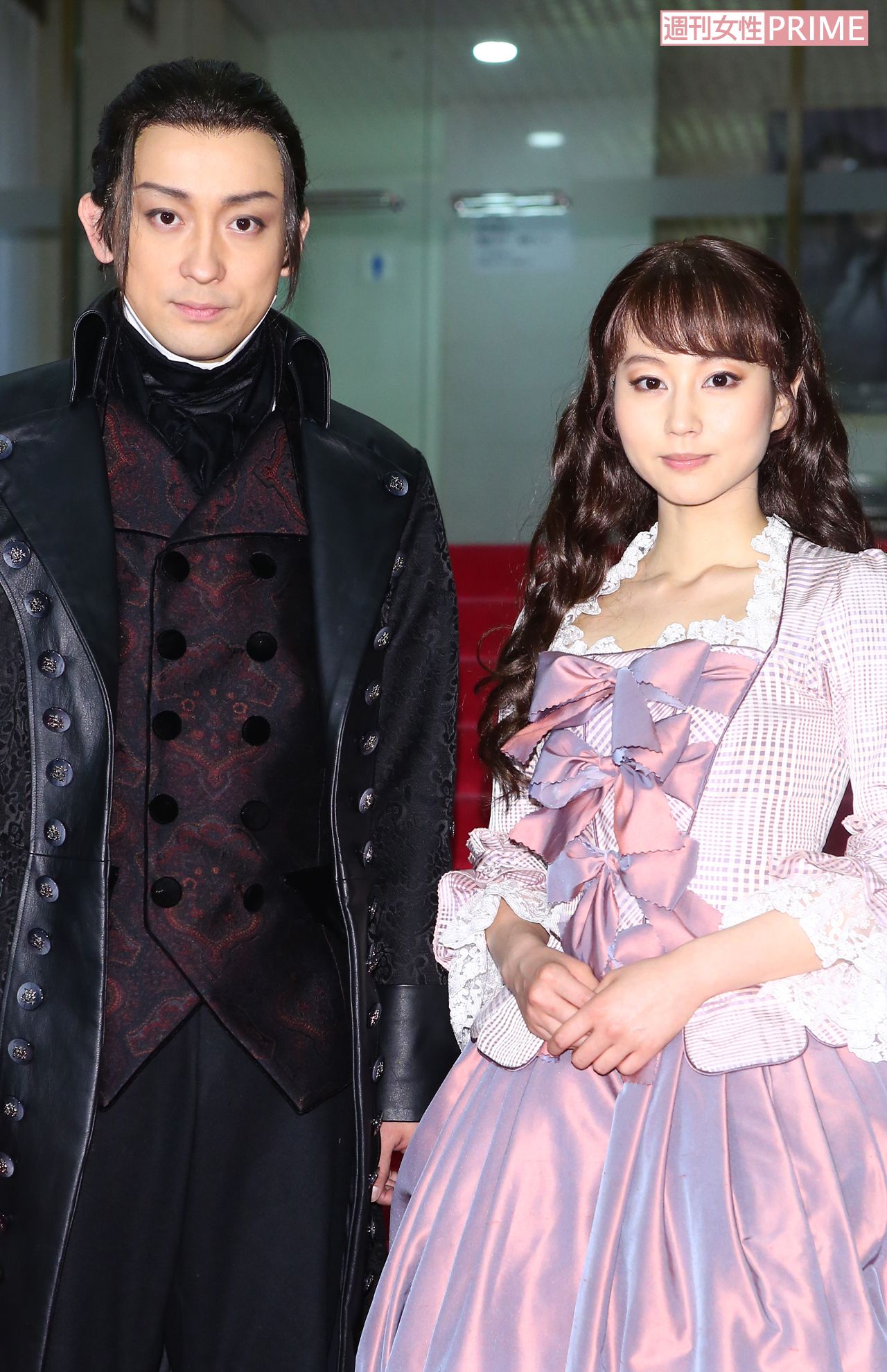 舞台『嵐が丘』での共演がきっかけで結婚することに