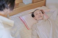 今の日本で「お金がないから」親の遺体を “放置” は、もう通用しない 