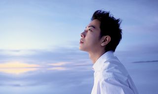 佐藤健写真集+DVDブック『X（ten）』（ワニブックス刊）より　撮影／黒瀬康之