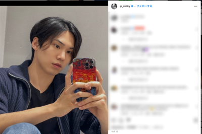 ASTROの・ラキのインスタグラムに投稿された特徴的なスマホケース。熱愛報道が出たパク・ボヨンが作ったものだと噂され…