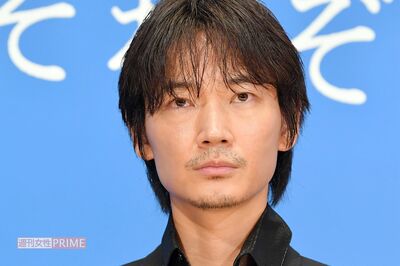 綾野剛「『オールドルーキー』が終わったら、地上波の連ドラにはもう出ない」と周囲に漏らしたワケと目指す…