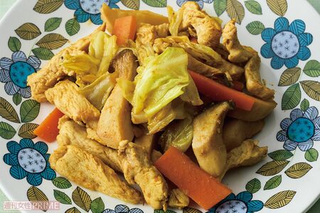 鶏肉とキャベツのカレー炒め　撮影／廣瀬靖士
