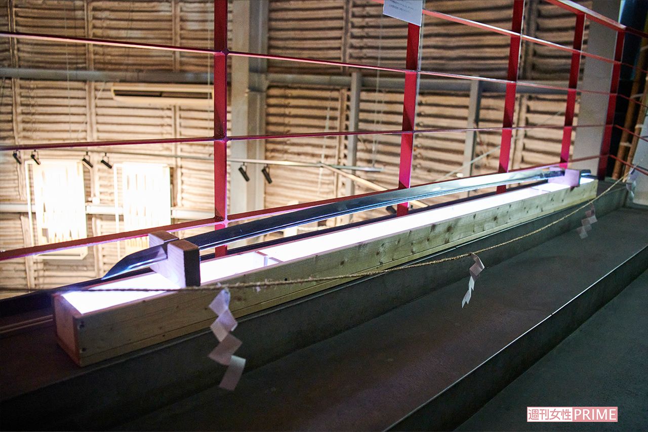 千代鶴国安作の「太郎太刀」のレプリカ　撮影／山田智絵