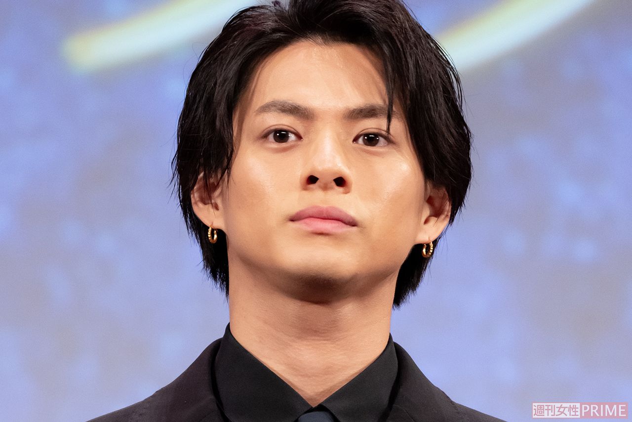 映画『かぐや様は告らせたい・ファイナル』完成披露舞台挨拶での平野紫耀（'21年7年）