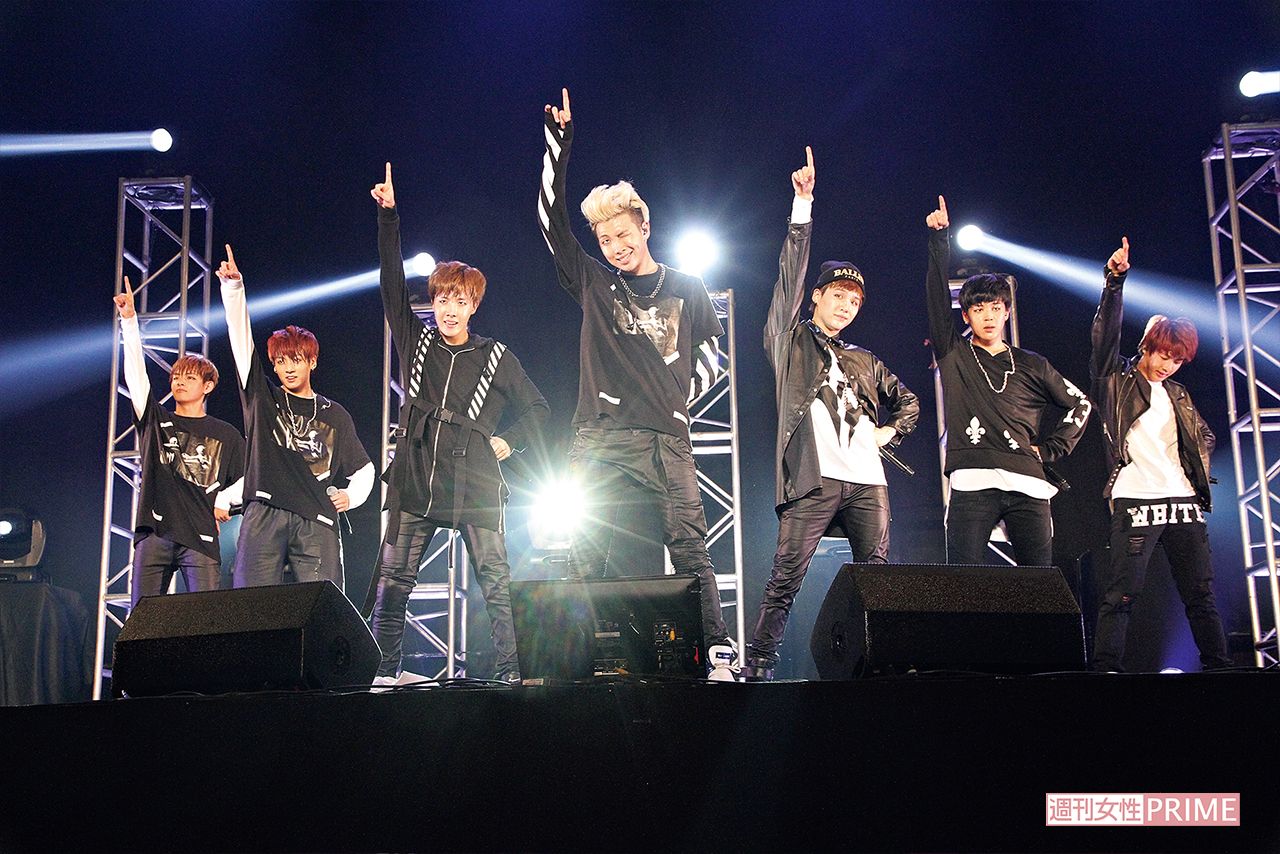 2014年 日本デビューシングル 『NO MORE DREzaqAM -Japanese Ver.-』 リリース記念イベント　撮影／週刊女性写真班