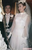 1977年5月22日、現在の夫・上沼真平氏と結婚式を挙げた上沼恵美子