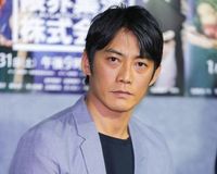 “新相棒”の反町隆史 入念下調べで水谷豊にラーメン店紹介